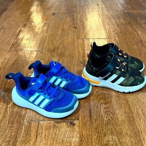 Boys toddler Adidas sneaks